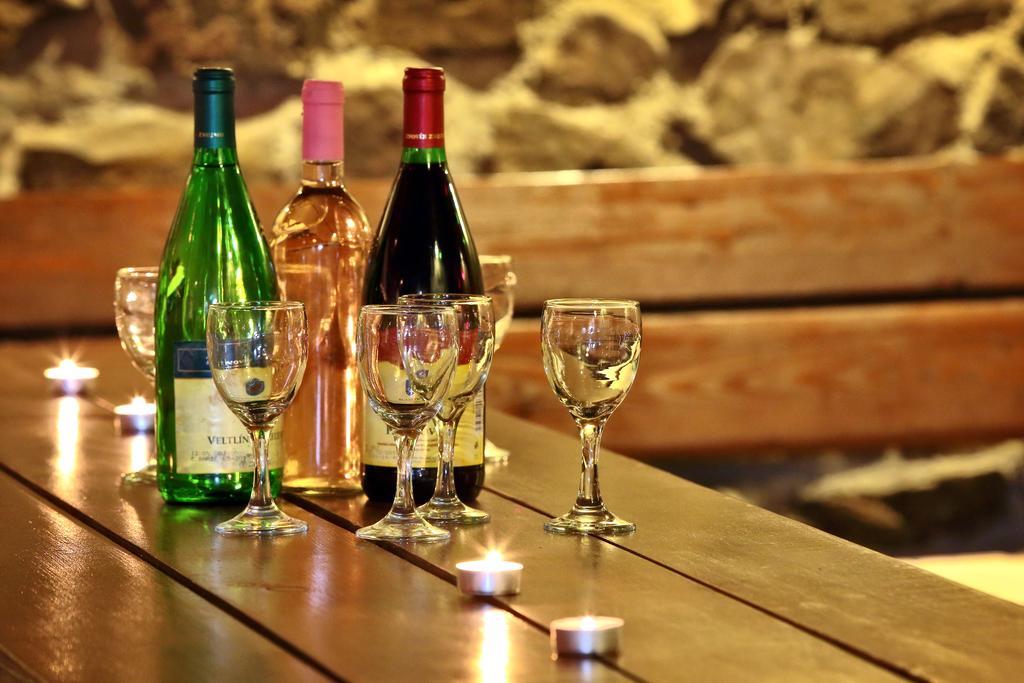 Šatov 萨托斯科酸橙旅馆酒店 外观 照片