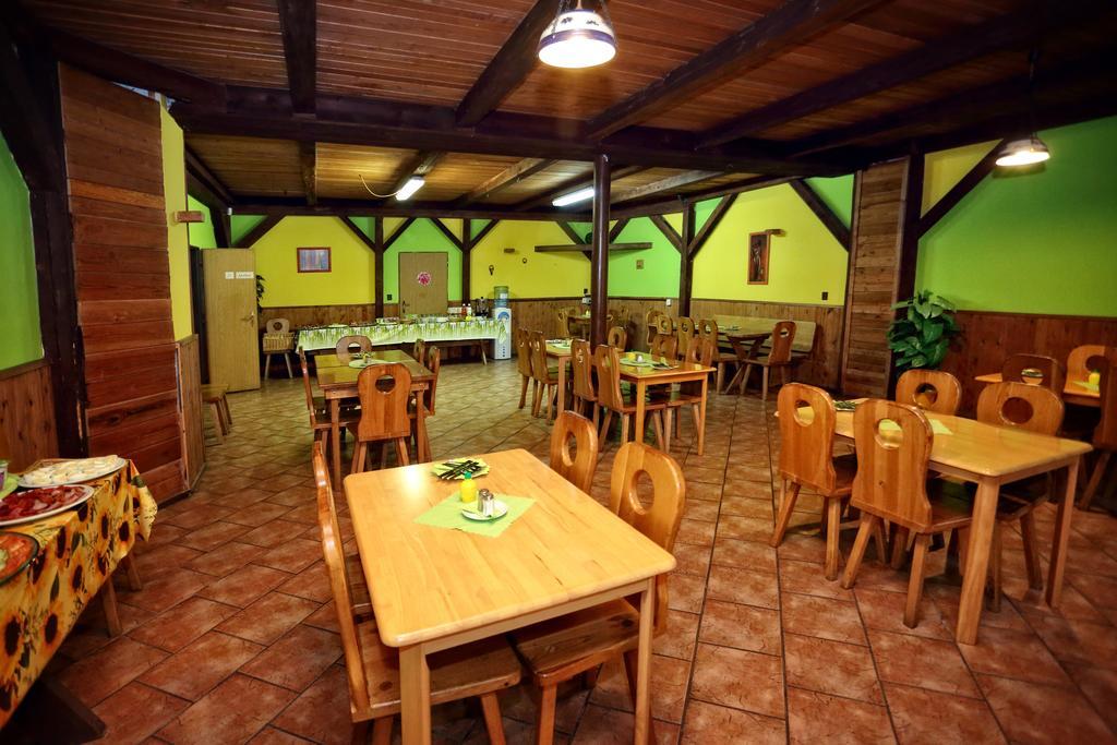 Šatov 萨托斯科酸橙旅馆酒店 外观 照片